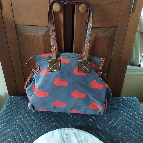 Red Ducky Dooney - Picture 3 of 13